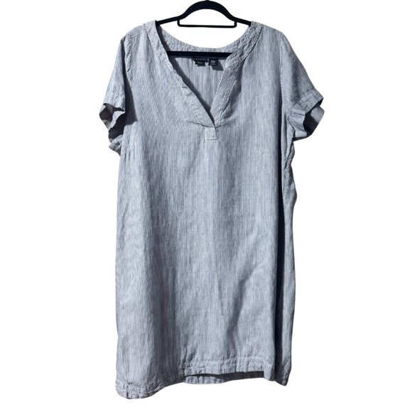 Tahari White & Blue Stripe Linen V-Neck Shirt Dress – Relaxed Fit 2X Plus - Picture 1 of 12